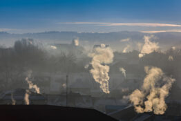 Thanks to the cool winter weather, CO2 emissions increased in 2015.